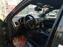 جیپ گراند شیرۆکی